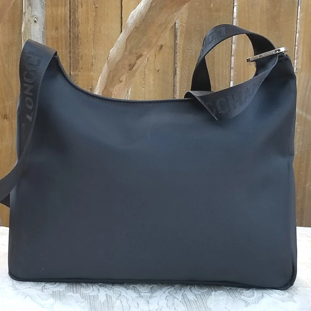 Gorgeous Vintage Longchamp Paris Crossbody bag